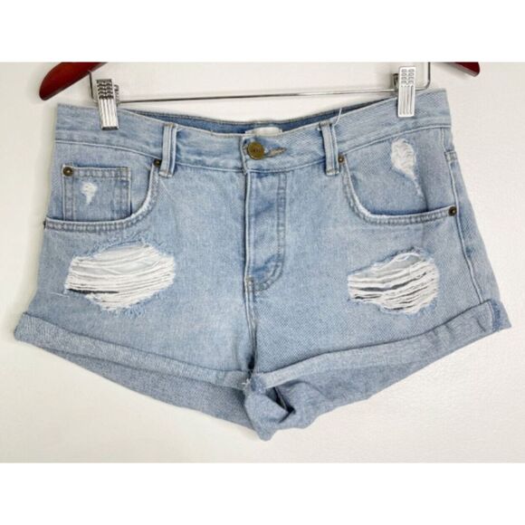 Amuse Society Revolve Crossroads High Waist Cuffed Denim Short Women's Size 27 - Picture 6 of 6